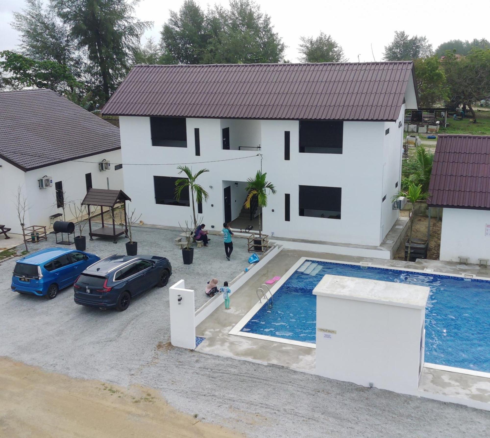 Kamalia Villas Kampung Penarik Exteriér fotografie